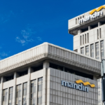 Sentimen negatif terhadap Bank Mandiri terlihat setelah rekening Supriyono berisi Rp80,9 juta sempat tidak dapat digunakan menjelang aksi masyarakat di Jakarta.